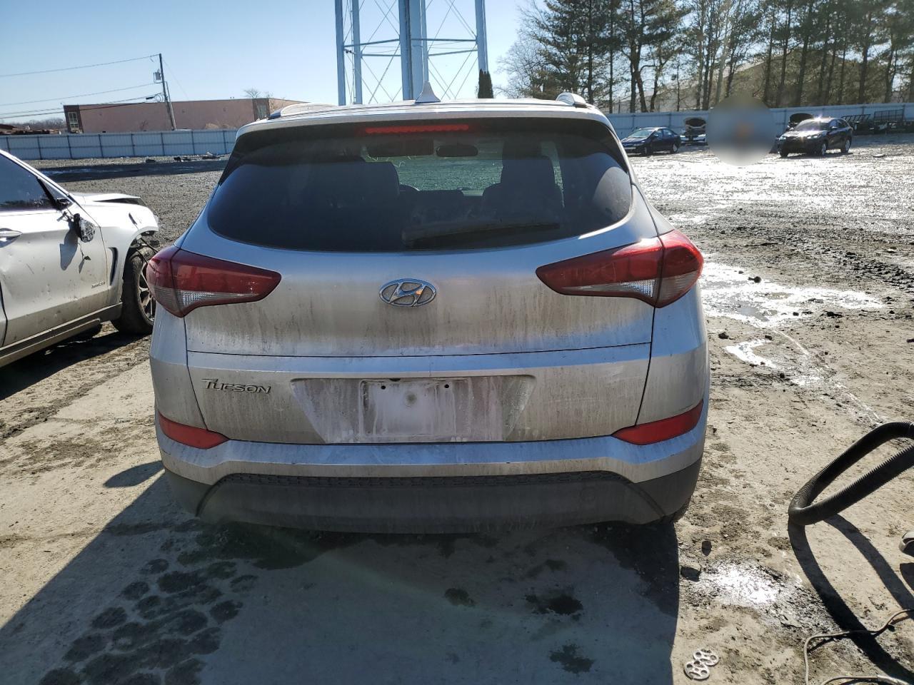 2018 Hyundai Tucson VIN KM8J33A43JU698253 Copart auction photo, minor dent/scratches damage thumbnail 6