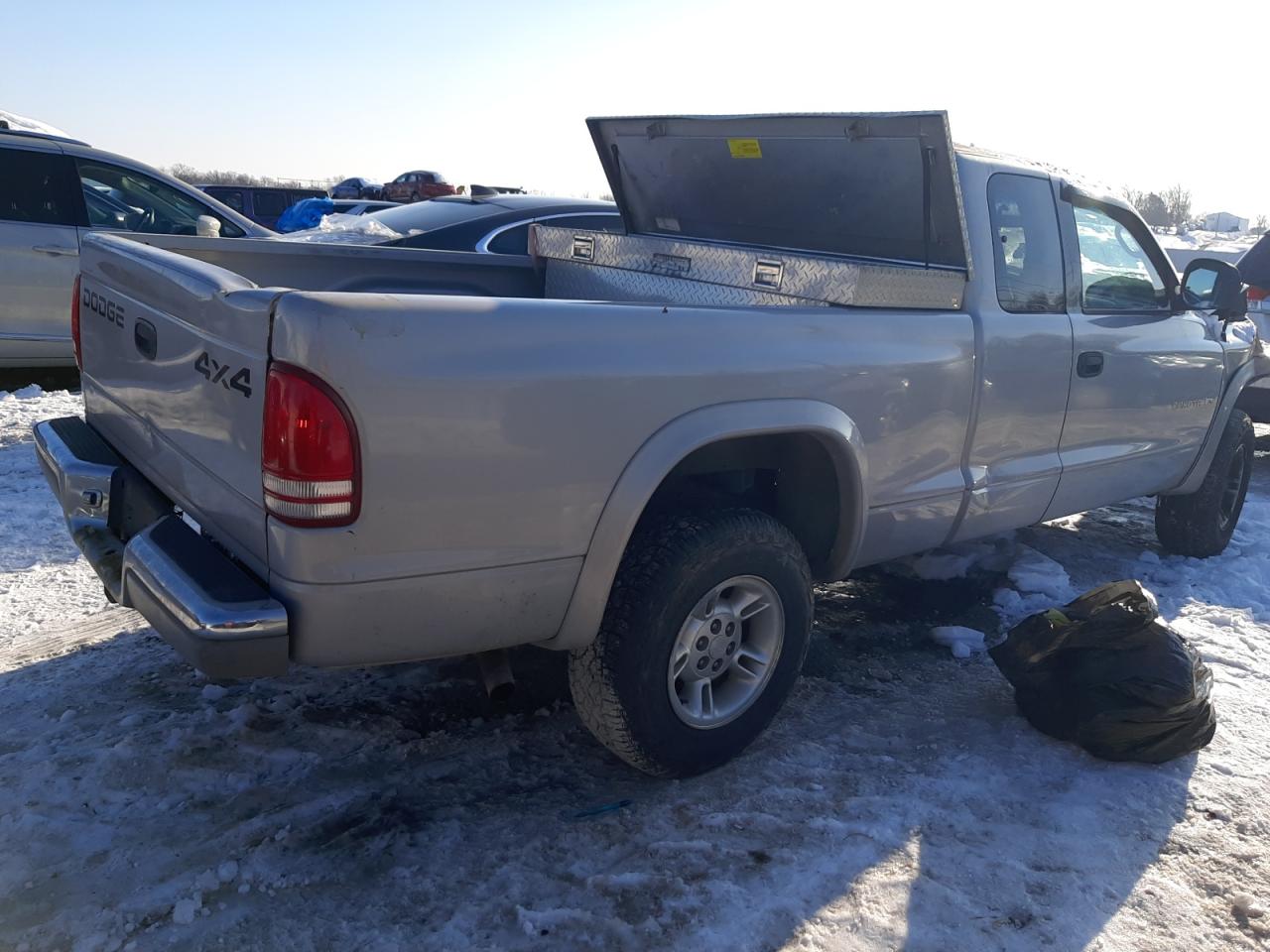 1999 Dodge Dakota VIN 1B7GG22X1XS282681 Copart auction photo, front end damage thumbnail 3