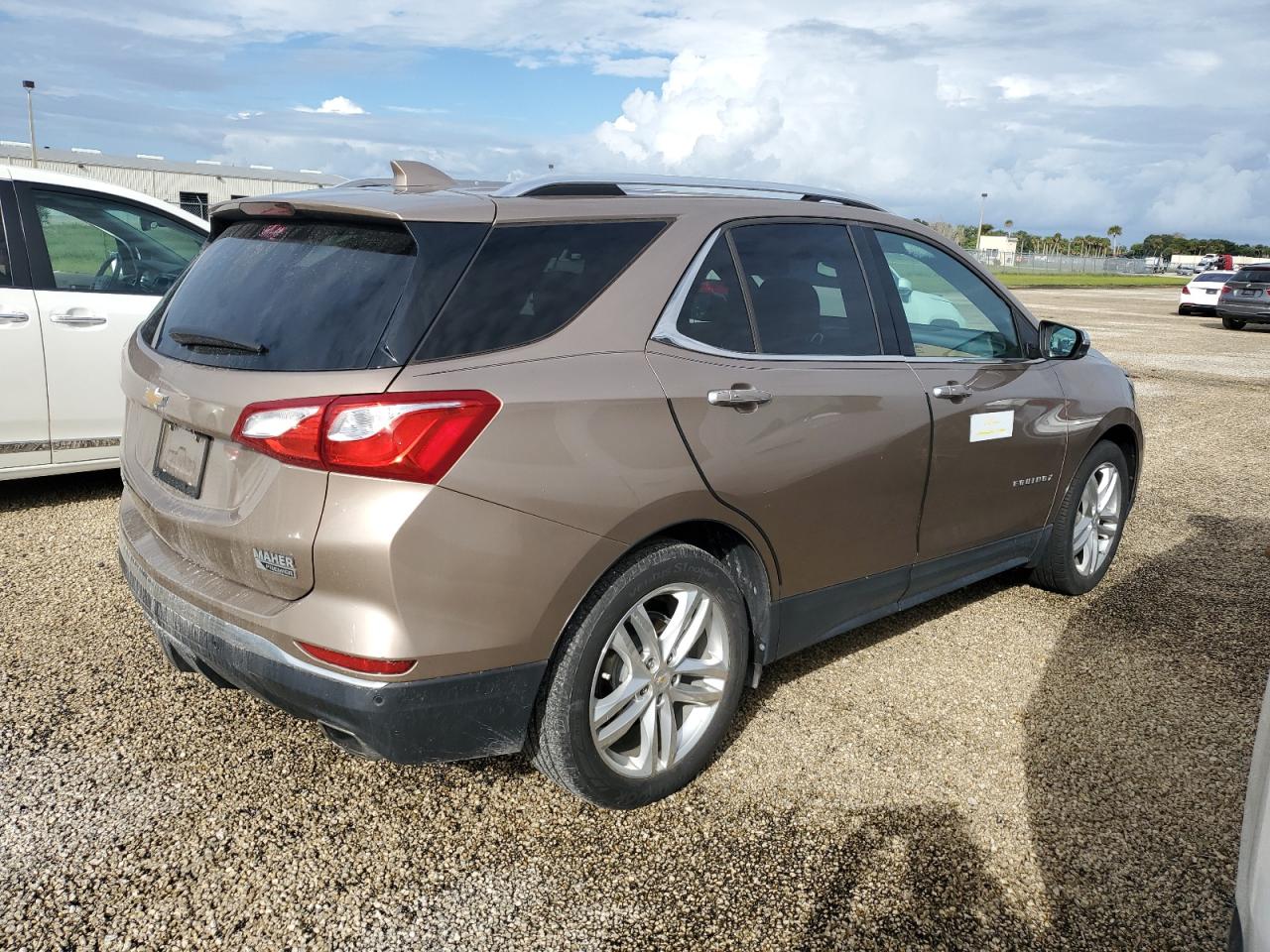 2018 Chevrolet Equinox VIN 2GNAXNEX2J6169925 Copart auction photo, water/flood damage thumbnail 3