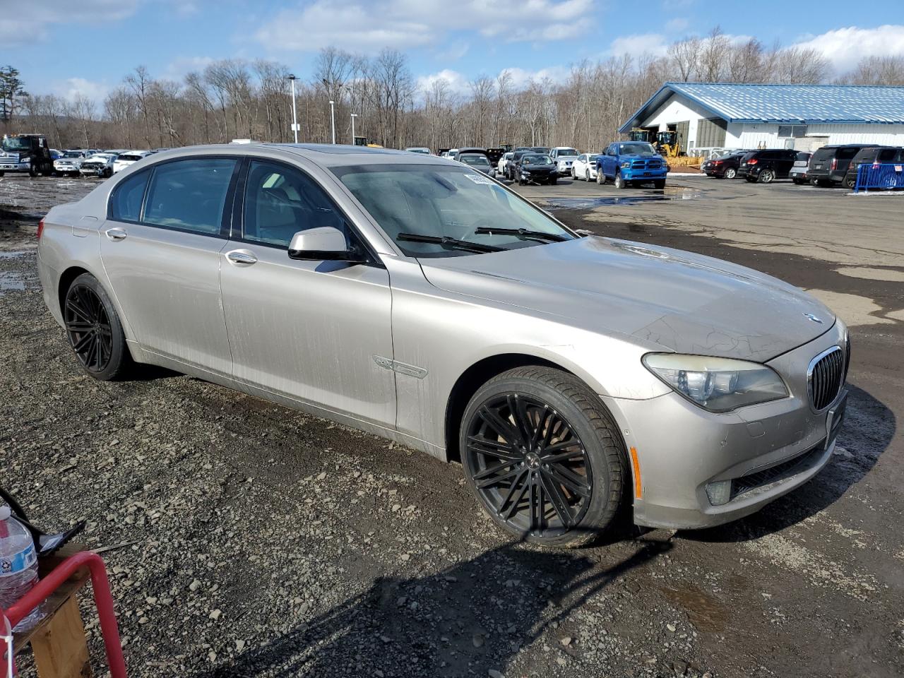 2010 BMW 7er VIN WBAKC8C56AC431445 Copart auction photo, minor dent/scratches damage thumbnail 4