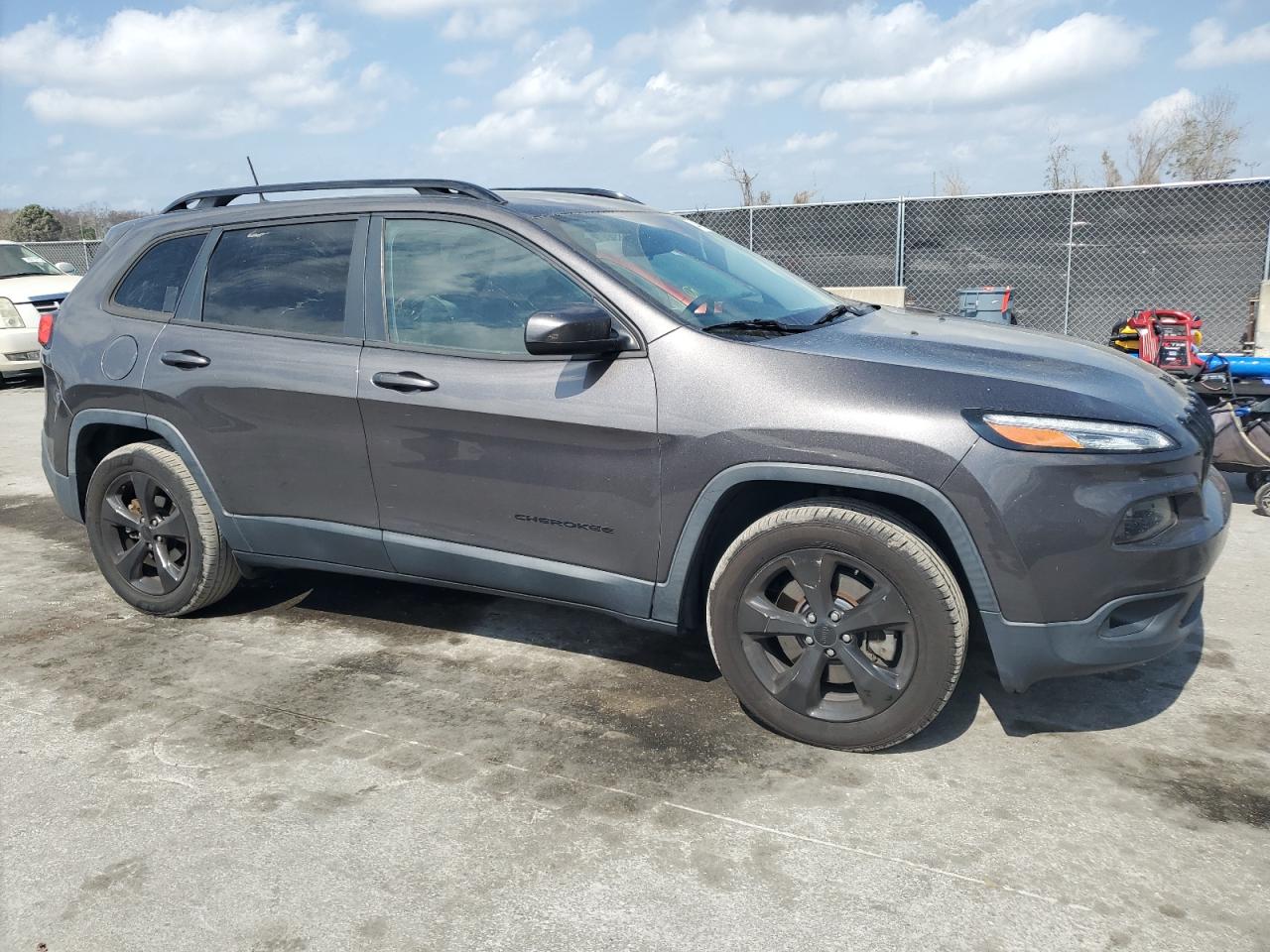 2018 Jeep Grand Cherokee VIN 1C4PJLCBXJD518220 Copart auction photo, rear end damage thumbnail 4