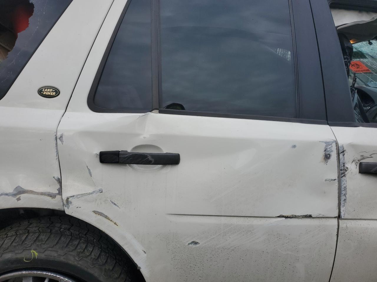 2008 Land Rover LR2 VIN SALFT24N28H077218 Copart auction photo, rollover damage thumbnail 11