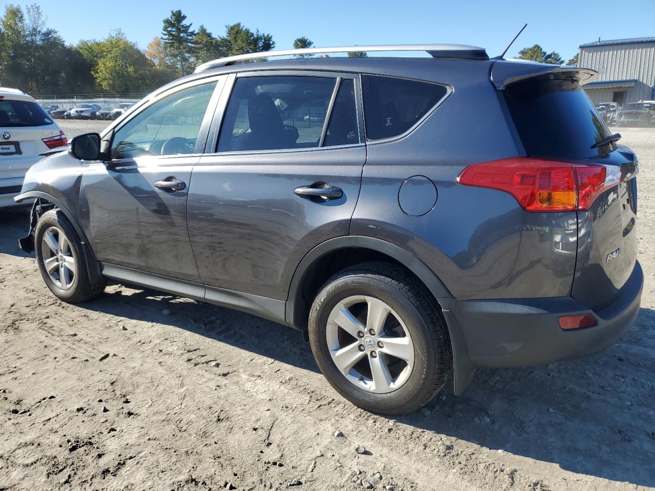 2014 Toyota RAV 4 VIN JTMRFREV2EJ012764 Copart auction photo, front end damage thumbnail 2