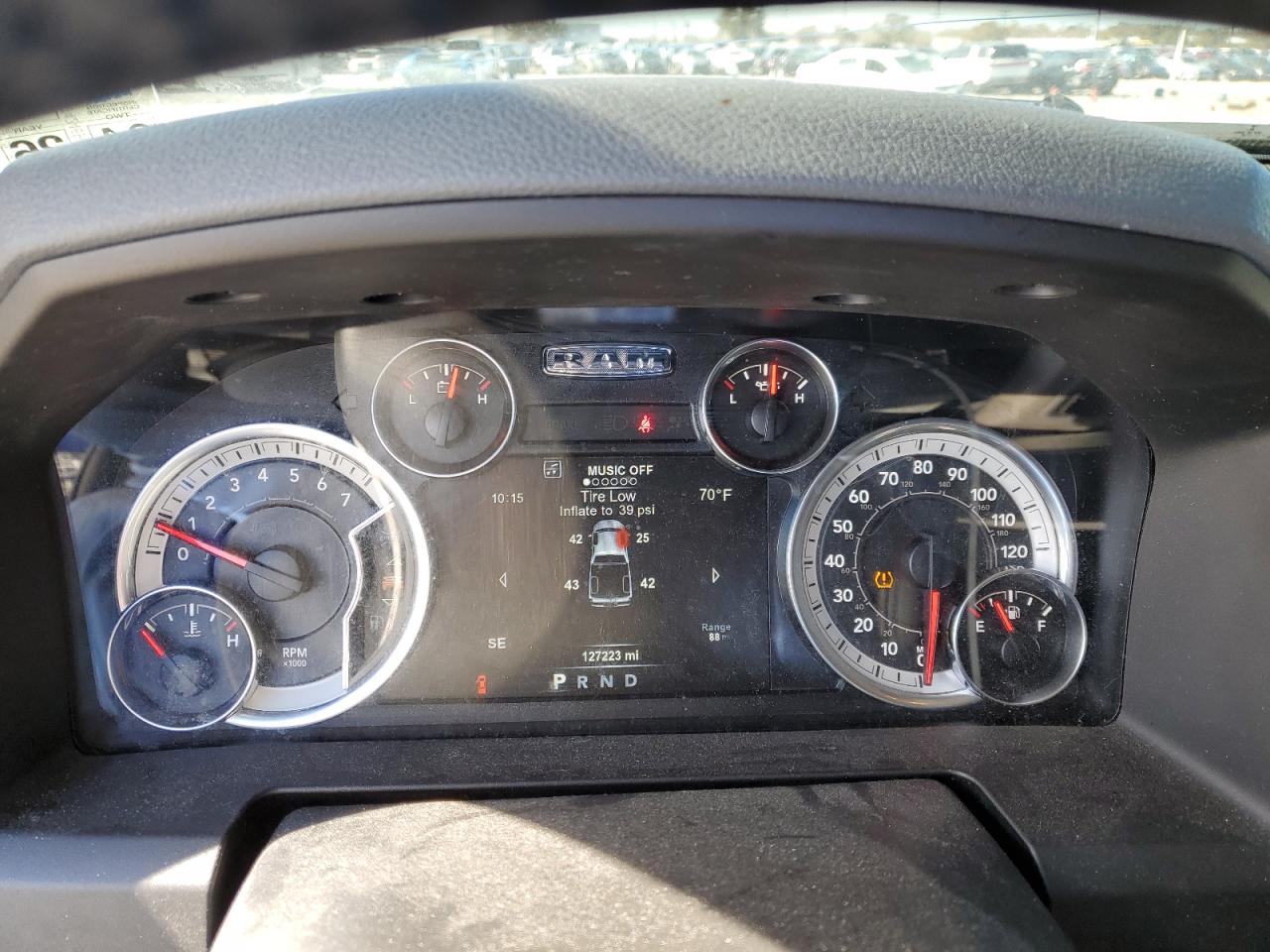 2018 RAM 1500 VIN 1C6RR7LG0JS258000 Copart auction photo, rear end / minor dent/scratches damage thumbnail 9