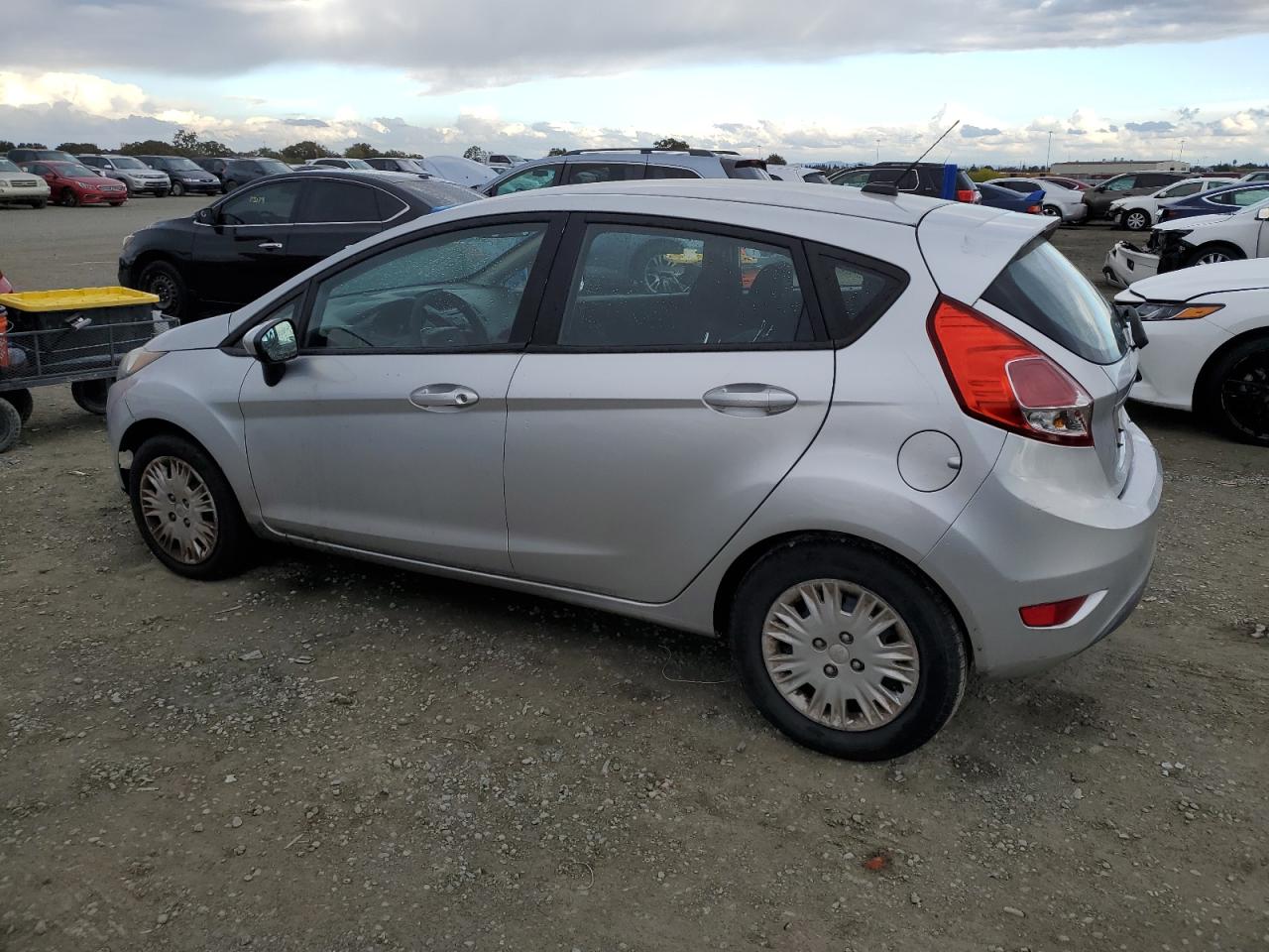 2016 Ford Fiesta VIN 3FADP4TJ7GM170085 Copart auction photo, minor dent/scratches damage thumbnail 2
