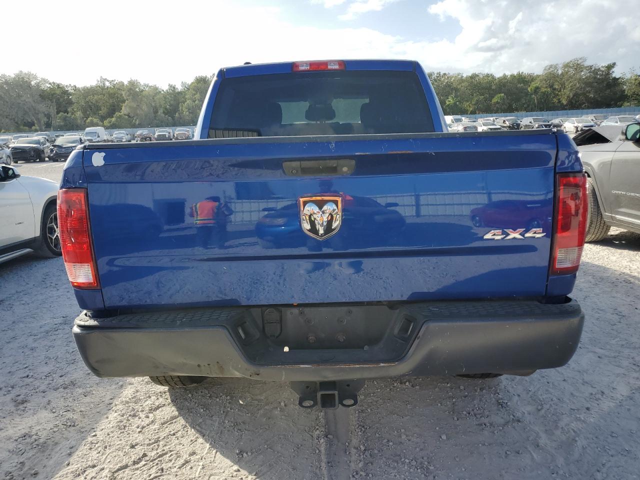 2014 RAM 1500 VIN 1C6RR7KG7ES236194 Copart auction photo, minor dent/scratches damage thumbnail 6