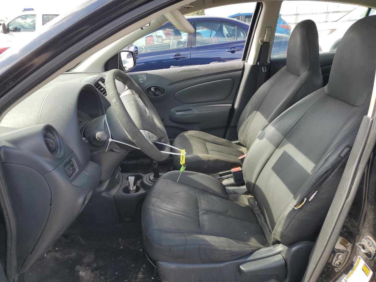 2017 Nissan Versa VIN 3N1CN7AP7HL883017 Copart auction photo, side / front end damage thumbnail 7