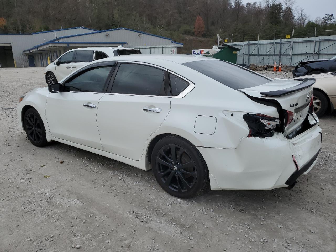 2018 Nissan Altima VIN 1N4AL3AP5JC252874 Copart auction photo, rear end damage thumbnail 2