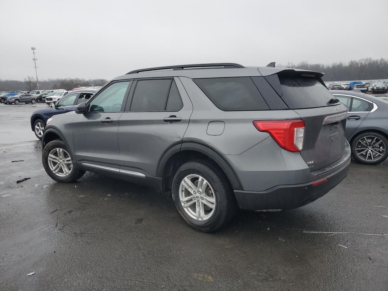 2023 Ford Explorer VIN 1FMSK8DH8PGB21325 Copart auction photo, front end / rear end damage thumbnail 2