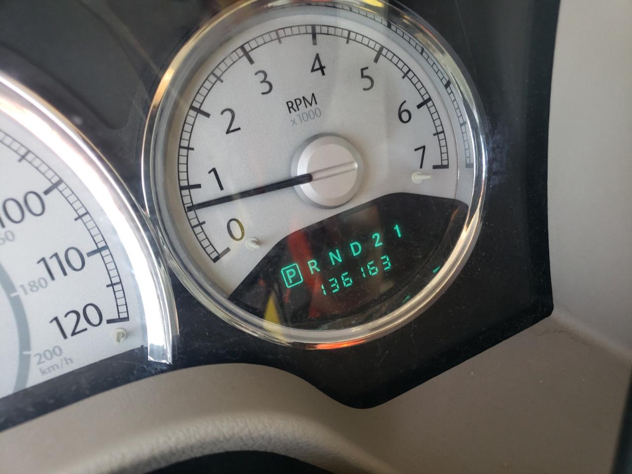 2007 Chrysler Aspen VIN 1A8HW58247F585301 Copart auction photo, front end / minor dent/scratches damage thumbnail 8