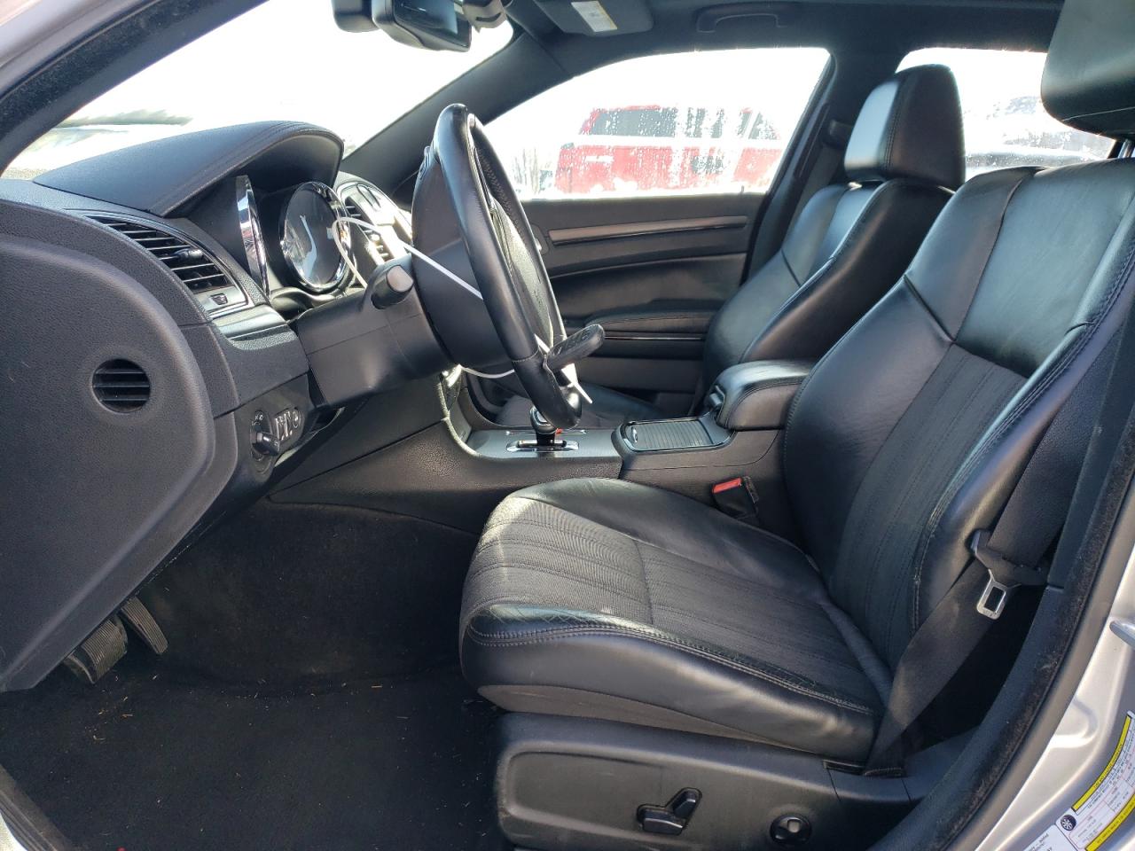 2013 Chrysler 300 VIN 2C3CCAGG4DH590142 Copart auction photo, front end / minor dent/scratches damage thumbnail 7