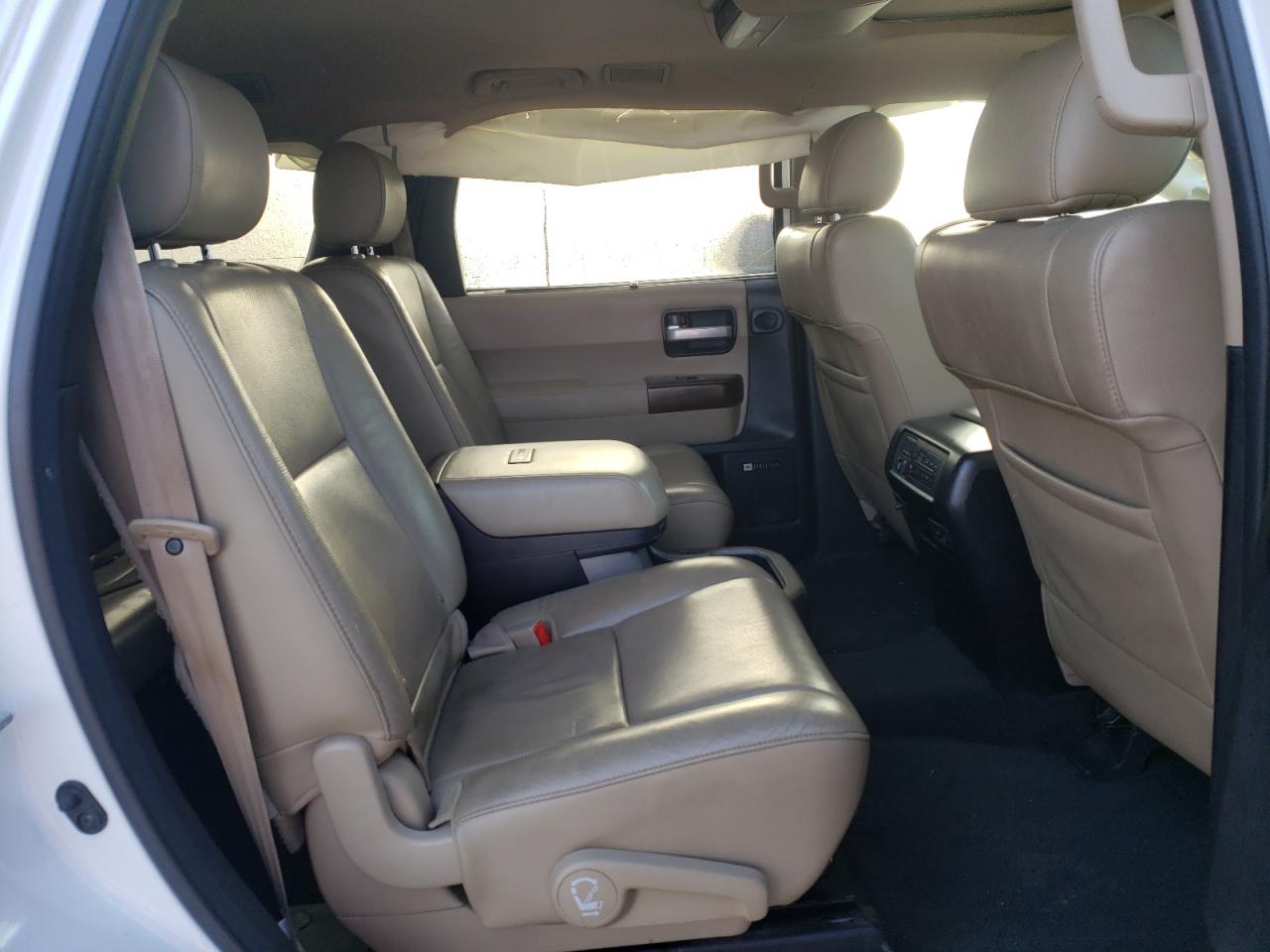 2017 Toyota Sequoia VIN 5TDYY5G17HS067615 Copart auction photo, all over damage thumbnail 11