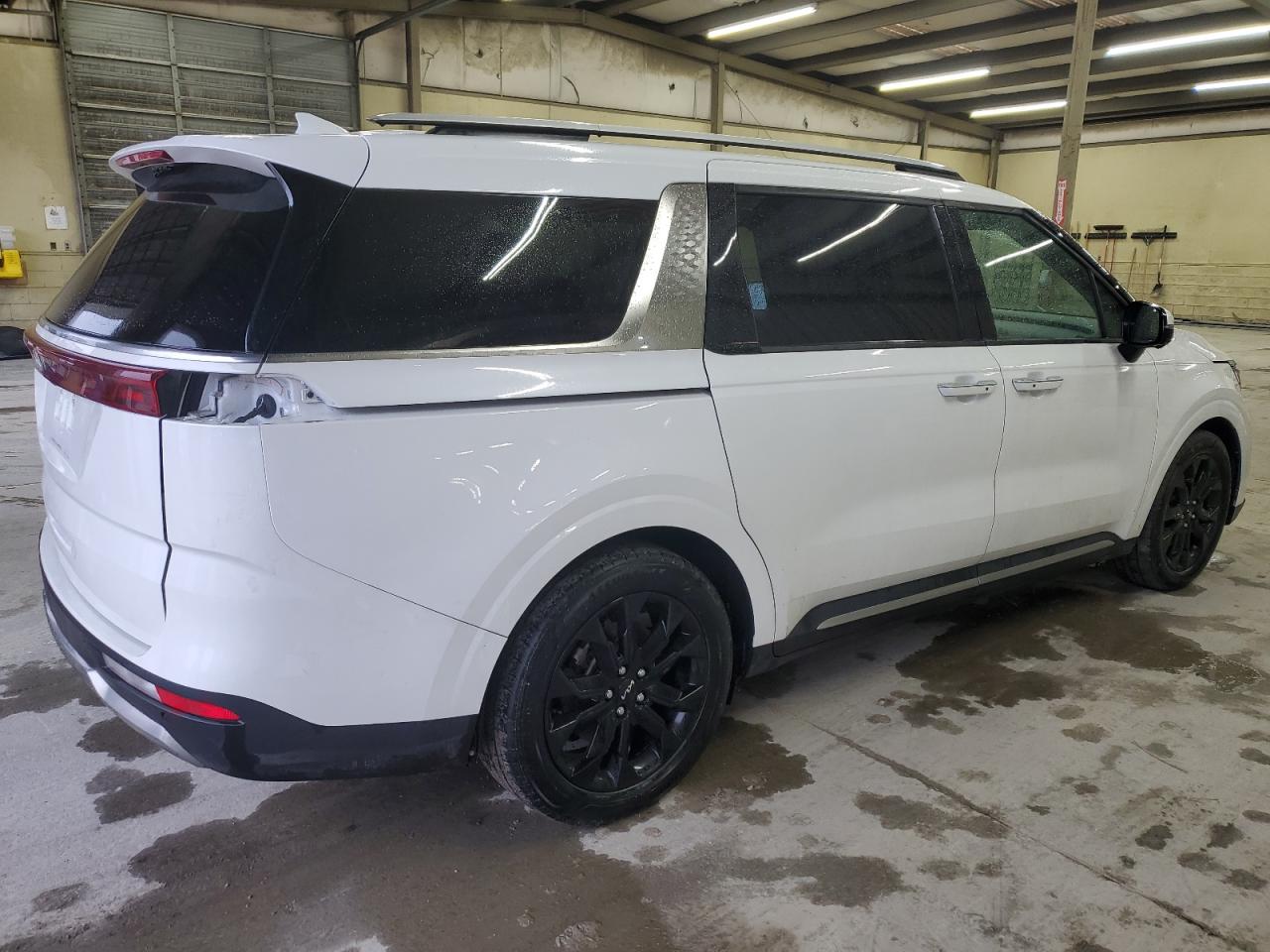 2023 KIA Carnival VIN KNDNE5H37P6231312 Copart auction photo, front end / rear end damage thumbnail 3