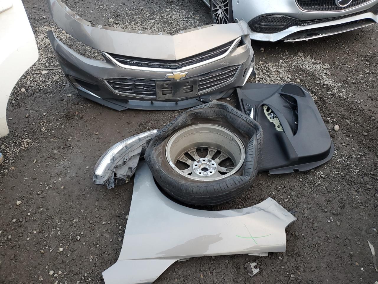 2018 Chevrolet Malibu VIN 1G1ZD5ST5JF226834 Copart auction photo, front end damage thumbnail 12