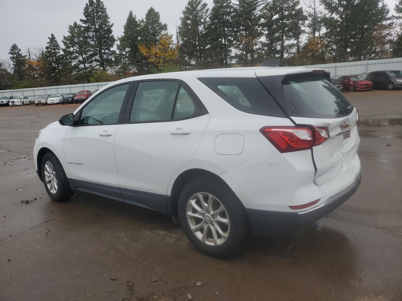 2018 Chevrolet Equinox VIN 2GNAXHEV4J6188900 Copart auction photo, rear end / front end damage thumbnail 2