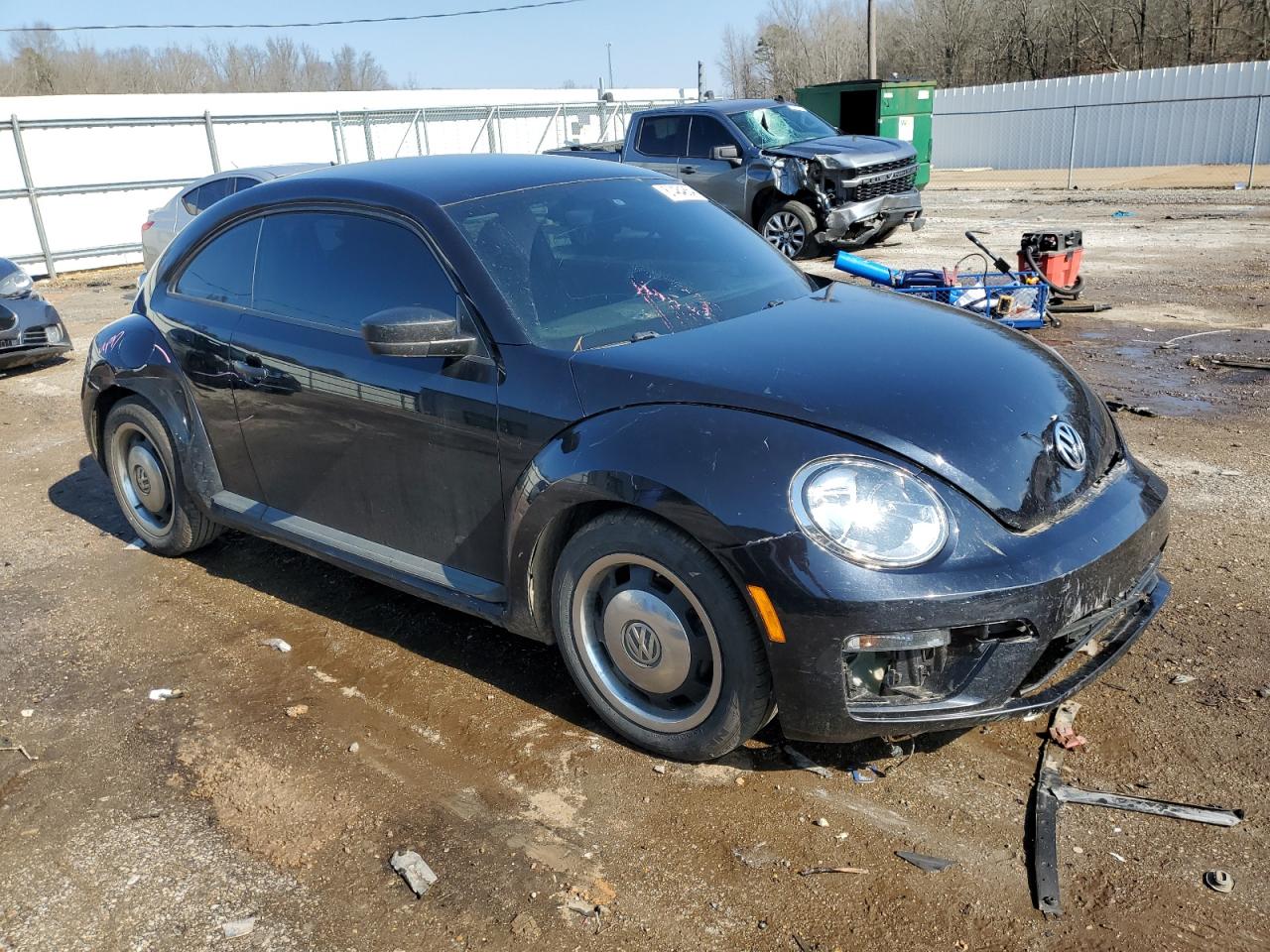 2017 Volkswagen Beetle VIN 3VWF17AT7HM615904 Copart auction photo, front end damage thumbnail 4