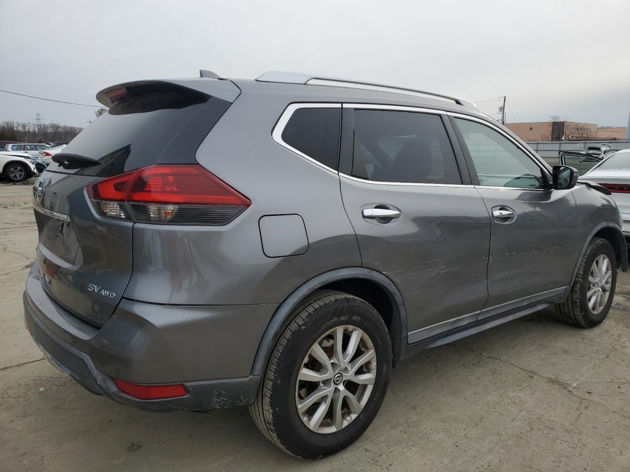 2018 Nissan Rogue VIN KNMAT2MV5JP589228 Copart auction photo, all over damage thumbnail 3