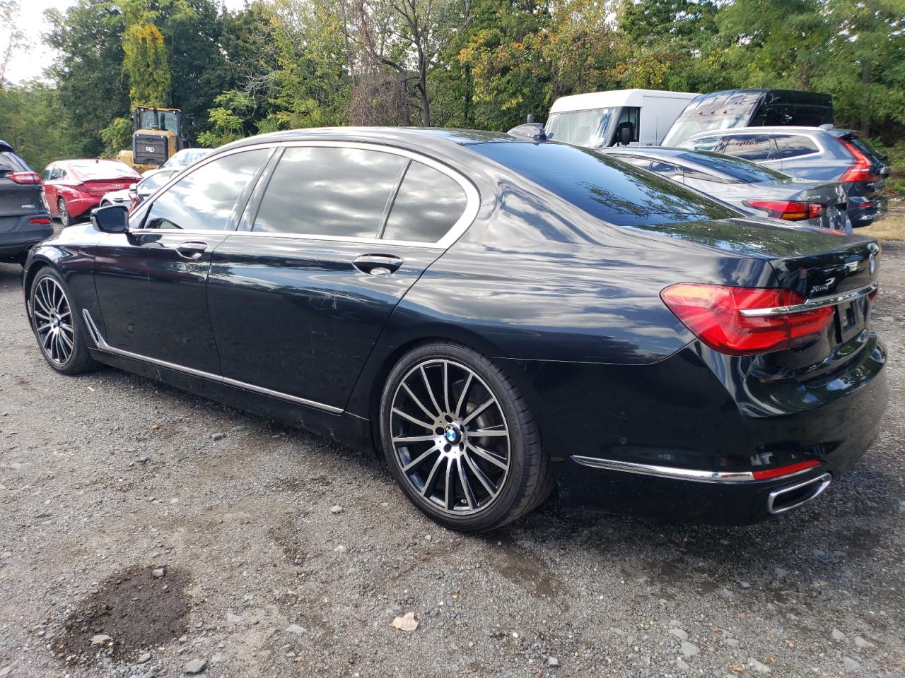 2016 BMW 7er VIN WBA7F2C50GG421005 Copart auction photo, minor dent/scratches damage thumbnail 2