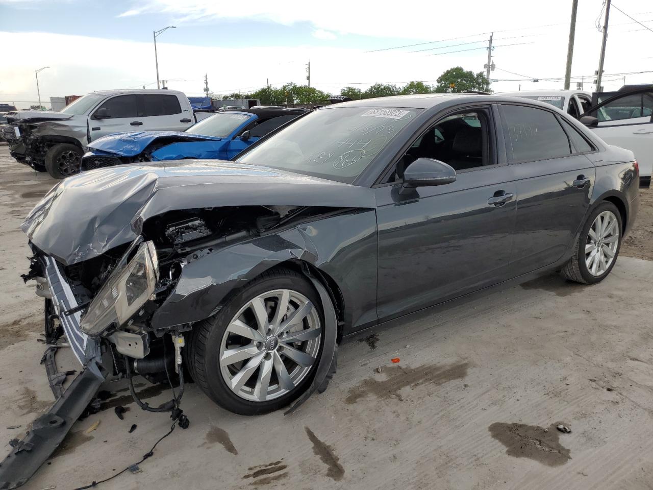 2017 Audi A4 VIN WAUGNAF47HN011444