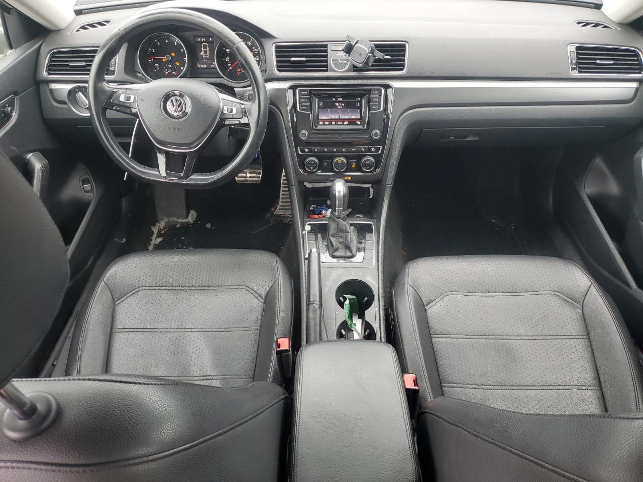 2016 Volkswagen Passat VIN 1VWAT7A38GC048879 Copart auction photo, front end damage thumbnail 8