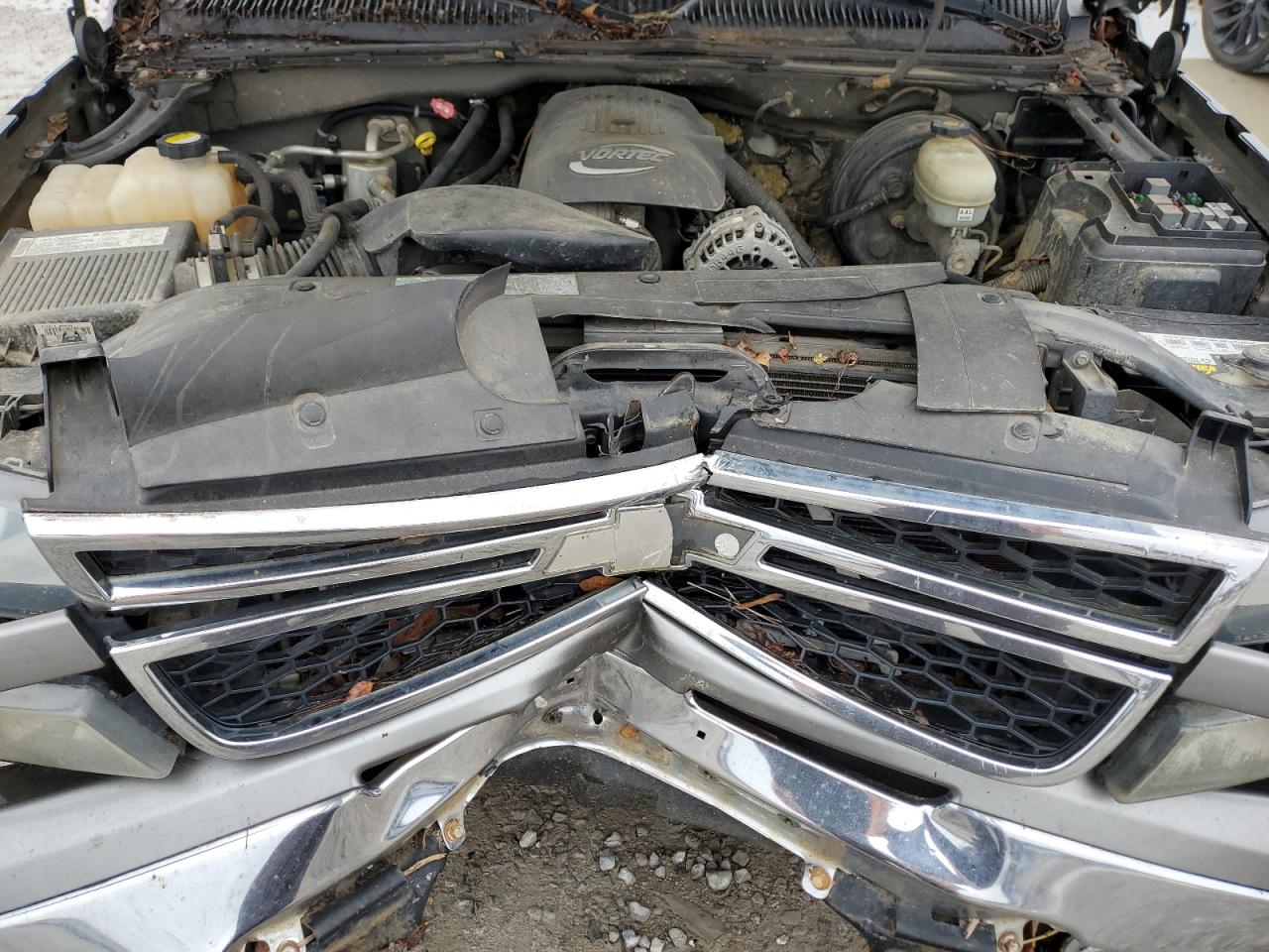 2006 Chevrolet Silverado VIN 1GCEK19B66Z167087 Copart auction photo, front end / minor dent/scratches damage thumbnail 13