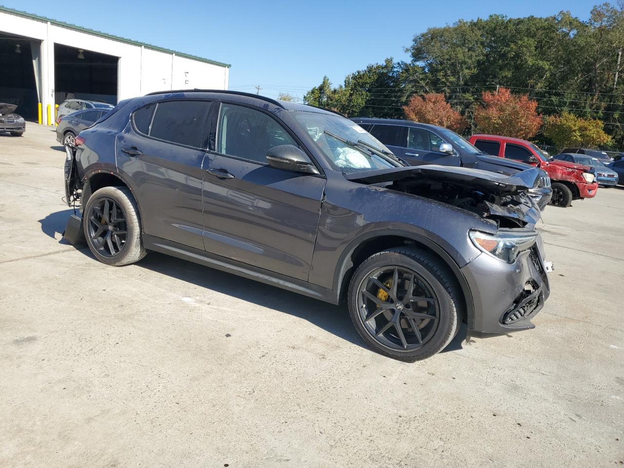 2019 Alfa Romeo Stelvio VIN ZASPAJAN4K7C71253 Copart auction photo, front end / rear end damage thumbnail 4