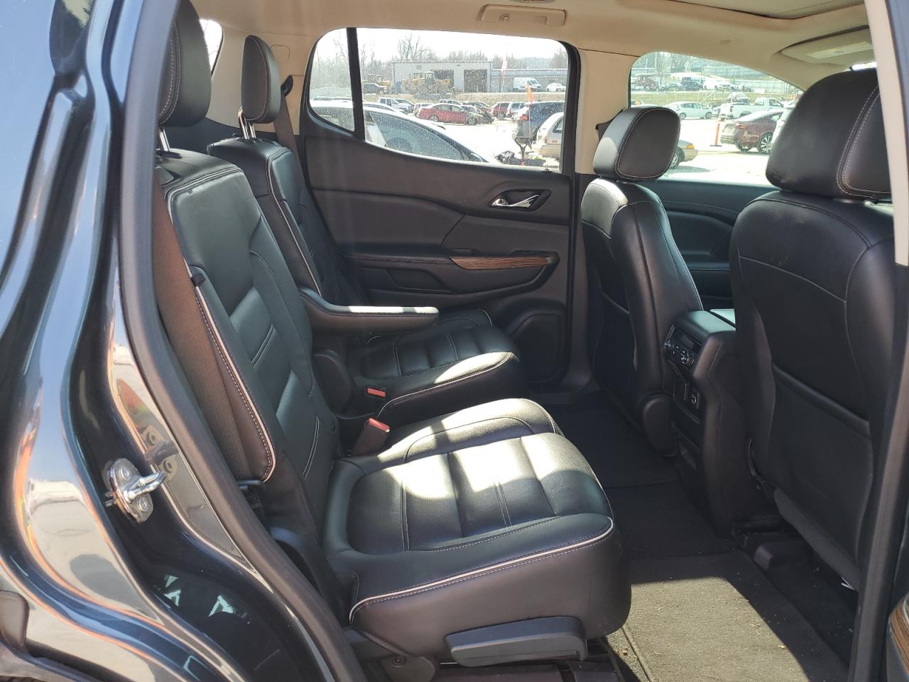 2019 GMC Acadia VIN 1GKKNPLS0KZ294387 Copart auction photo, front end / side damage thumbnail 11