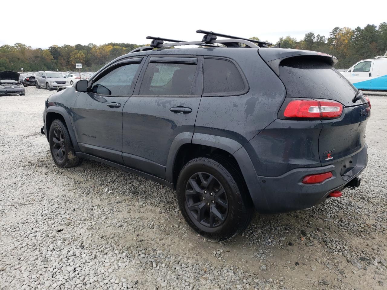 2016 Jeep Cherokee VIN 1C4PJMBS3GW242323 Copart auction photo, front end damage thumbnail 2