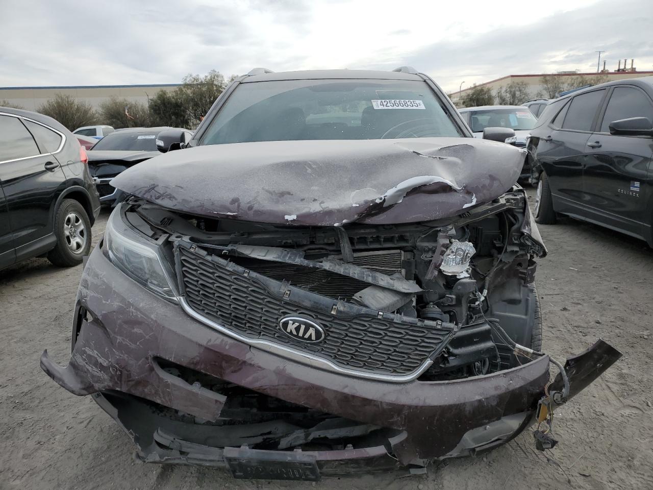 2015 KIA Sorento VIN 5XYKT4A72FG564626 Copart auction photo, front end damage thumbnail 5