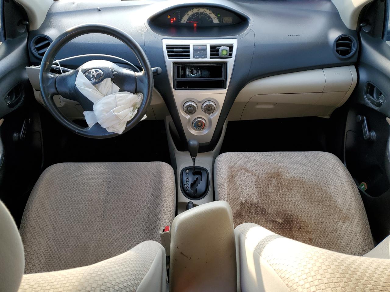 2007 Toyota Yaris VIN JTDBT923371118169 Copart auction photo, front end / side damage thumbnail 8