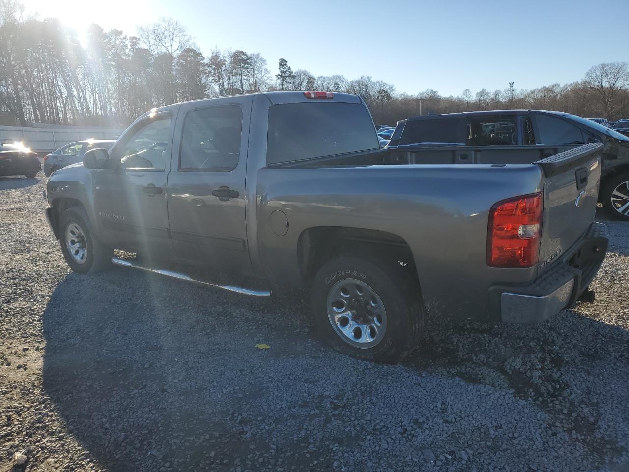 2009 Chevrolet Silverado VIN 3GCEC23C09G220696 Copart auction photo, front end / minor dent/scratches damage thumbnail 2
