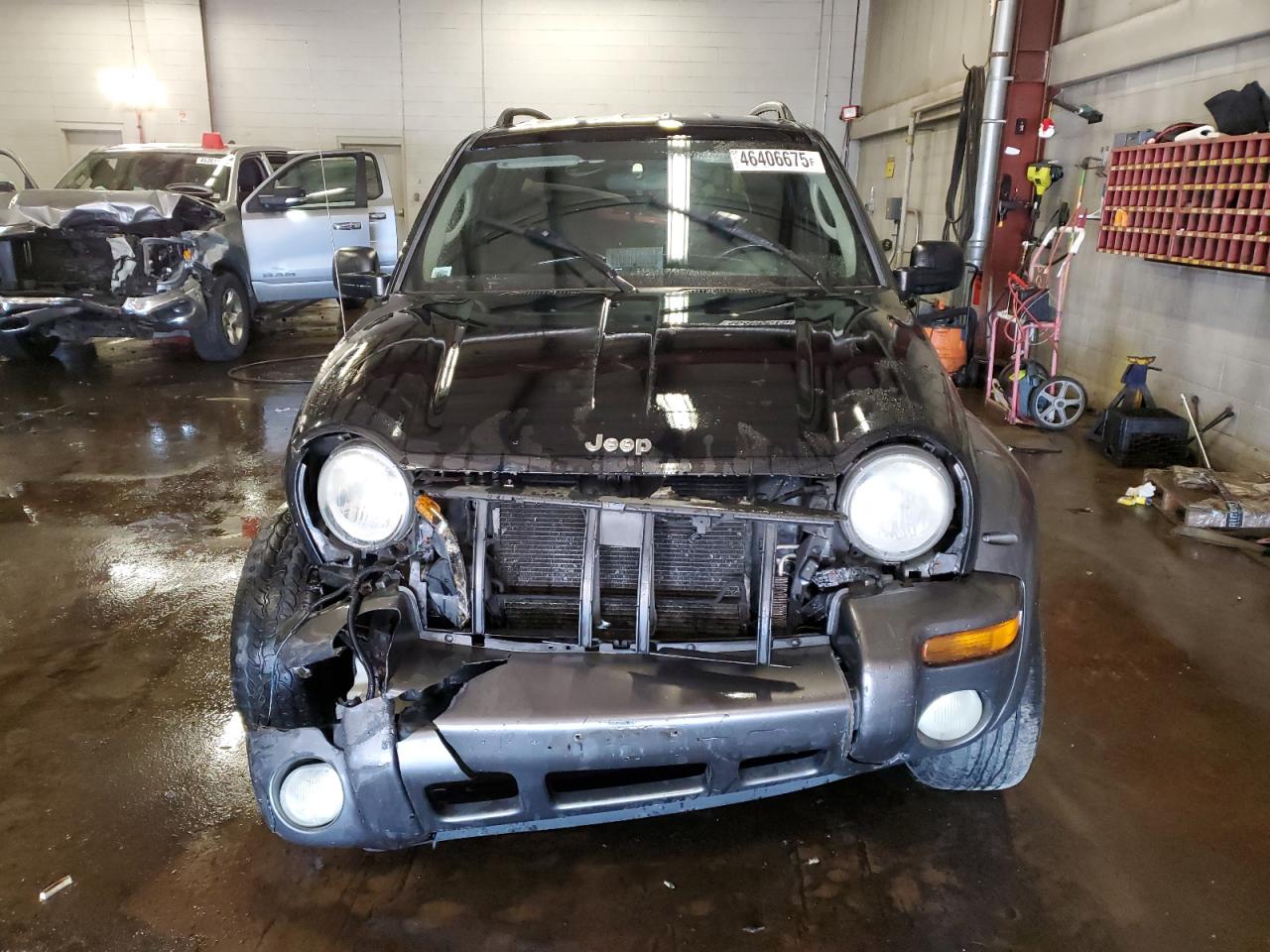 2003 Jeep Liberty (North America) VIN 1J4GL48K13W663592 Copart auction photo, front end / side damage thumbnail 5