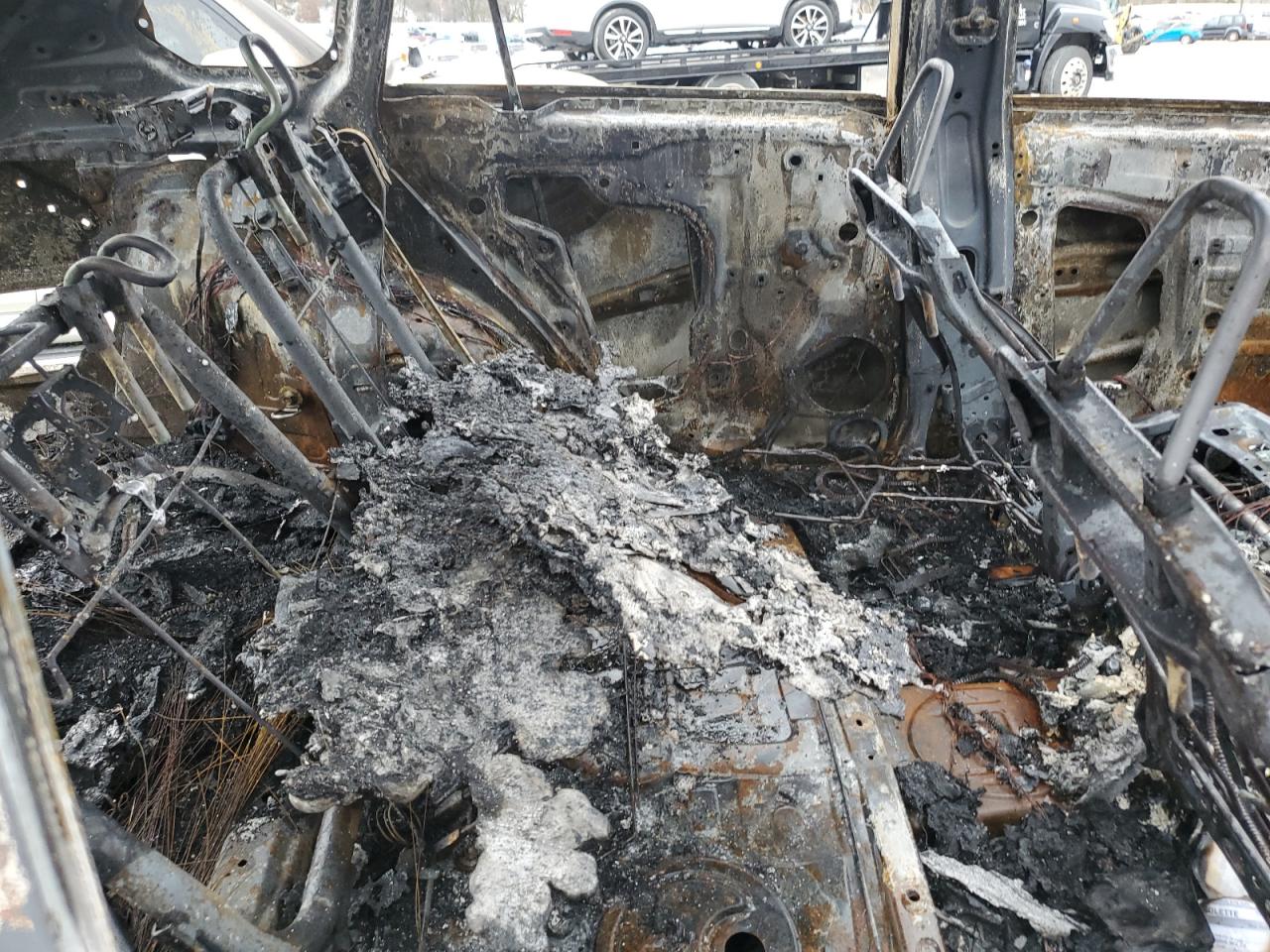 2019 Toyota RAV 4 VIN JTMC1RFV1KD509723 Copart auction photo, burn damage thumbnail 11
