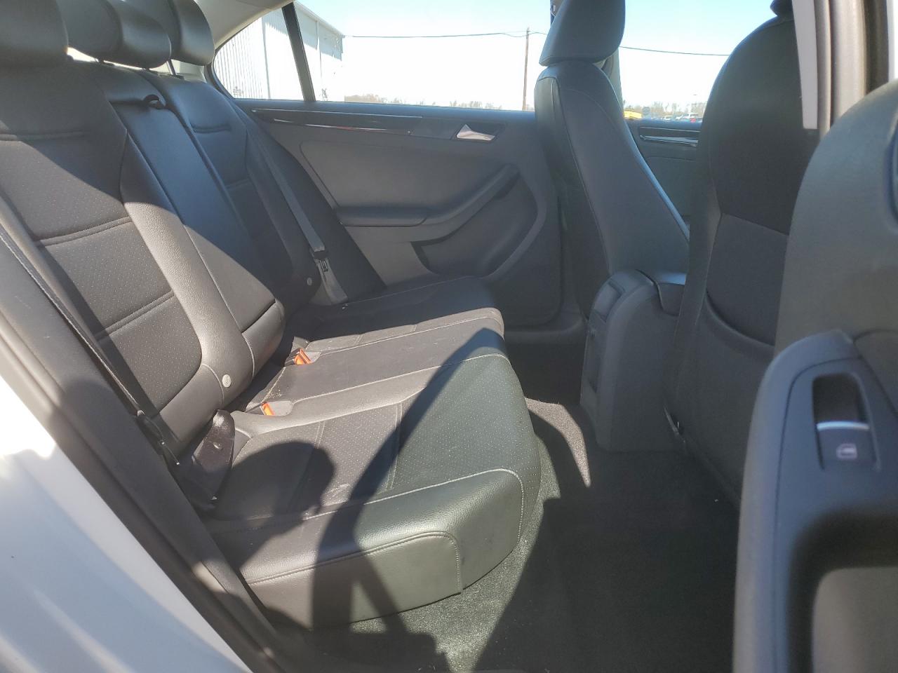 2017 Volkswagen Jetta VIN 3VWL17AJ8HM374954 Copart auction photo, front end / side damage thumbnail 10