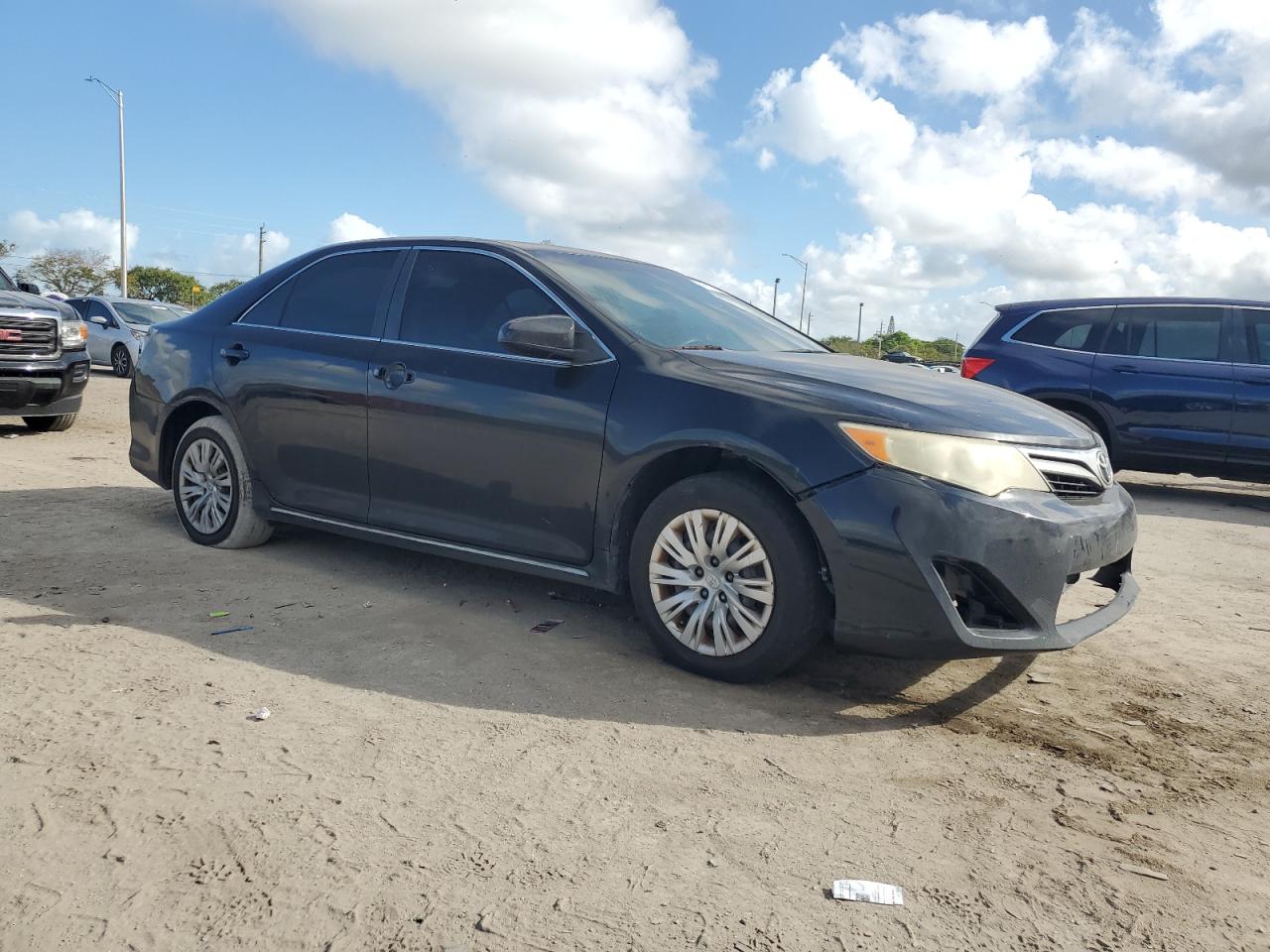 2012 Toyota Camry VIN 4T1BF1FK9CU011609 Copart auction photo, front end / mechanical damage thumbnail 4