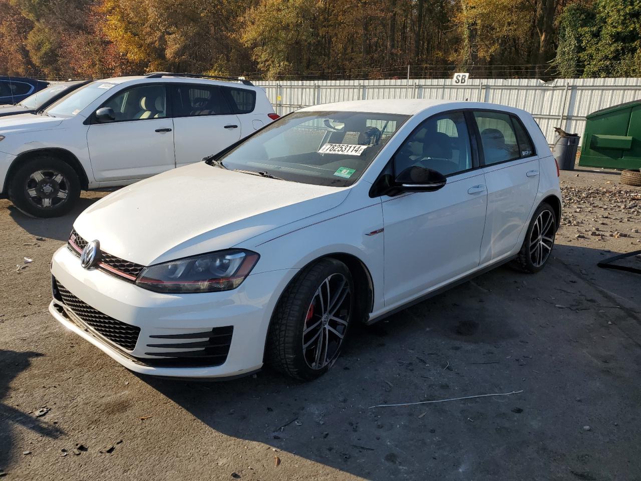 2017 Volkswagen GTI VIN 3VW447AU7HM062677