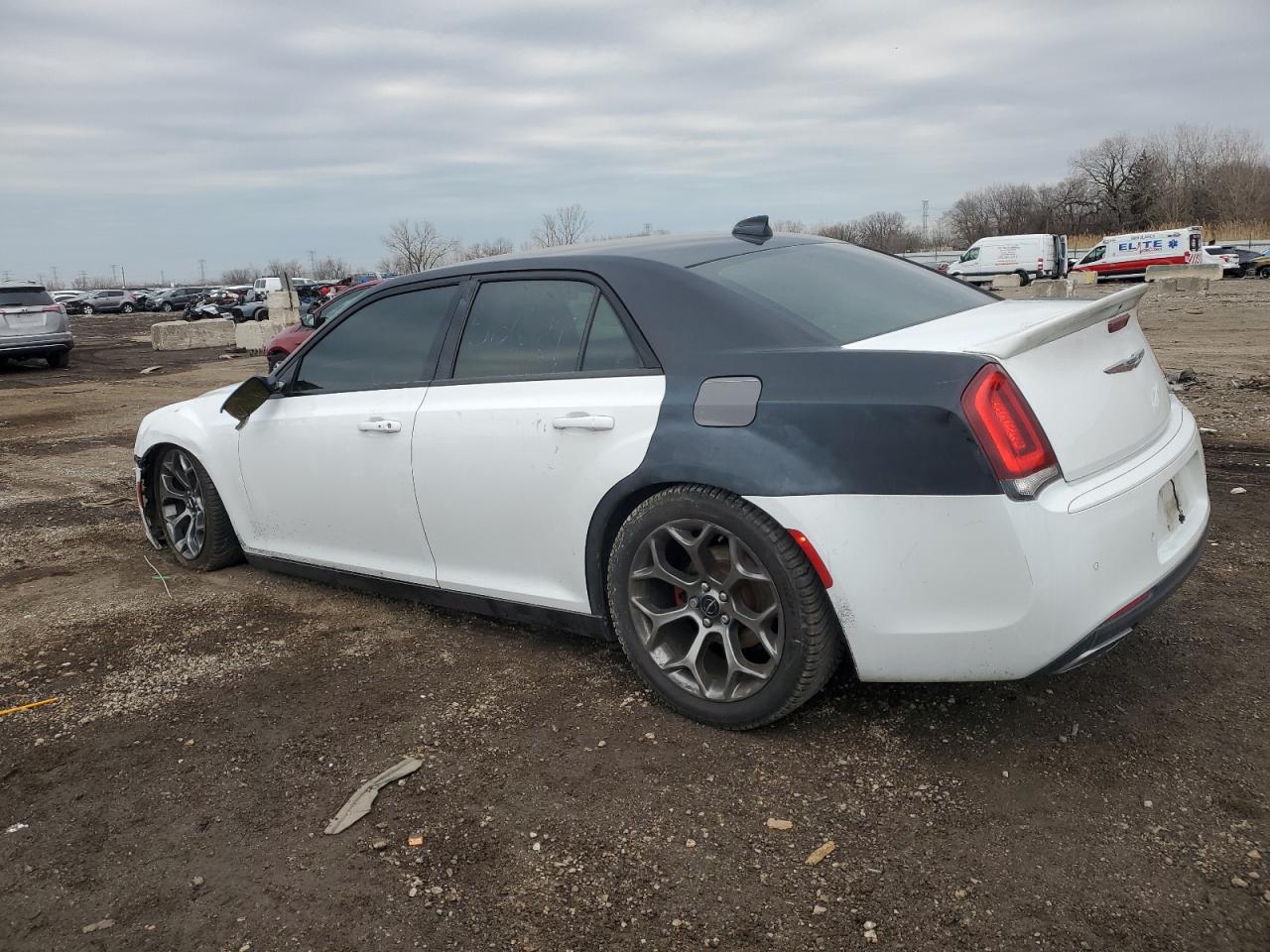 2015 Chrysler 300 VIN 2C3CCABG1FH921334 Copart auction photo, front end damage thumbnail 2