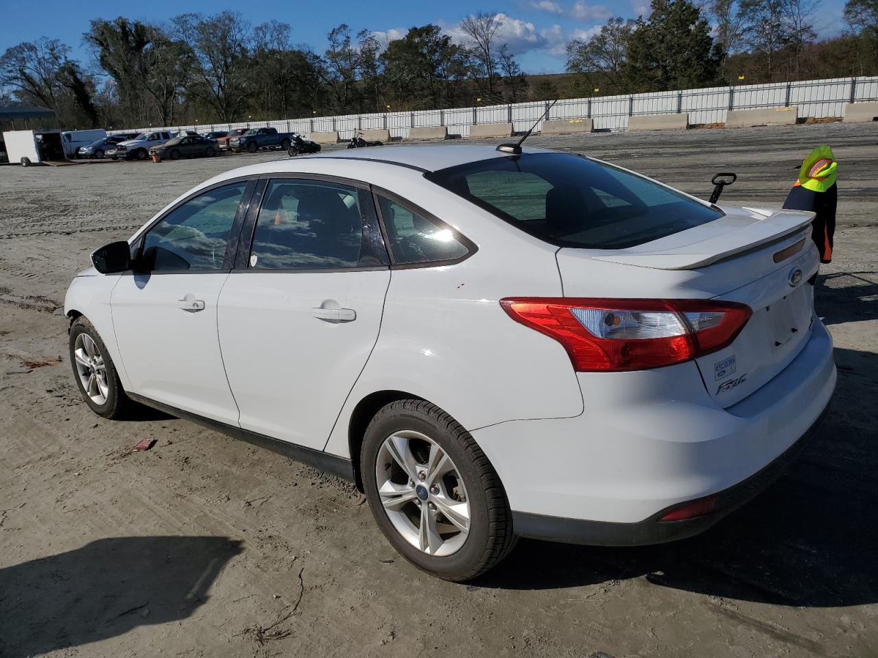 2012 Ford Focus VIN 1FAHP3F22CL443509 Copart auction photo, front end damage thumbnail 2