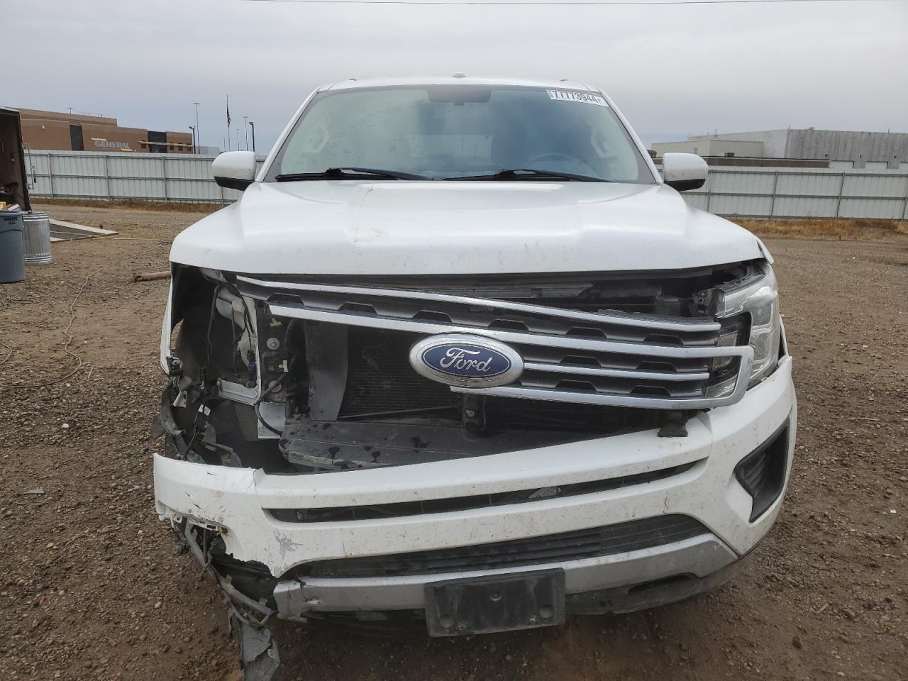 2018 Ford Expedition VIN 1FMJU1JT4JEA28908 Copart auction photo, front end / side damage thumbnail 5