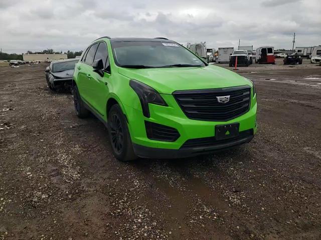 2017 Cadillac XT5 VIN 1GYKNBRS5HZ112904 Copart auction photo, rear end / minor dent/scratches damage thumbnail 11