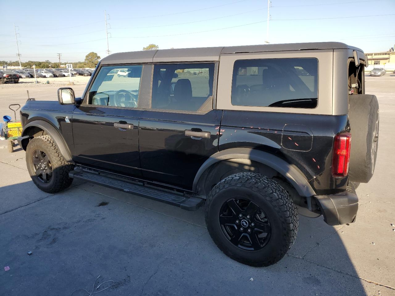 2022 Ford Bronco VIN 1FMEE5DP0NLB49831 Copart auction photo, rear end damage thumbnail 2
