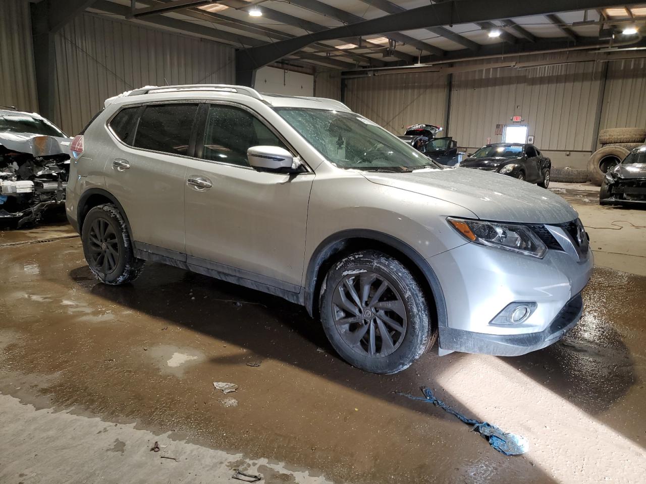 2016 Nissan Rogue VIN 5N1AT2MV3GC785650 Copart auction photo, front end damage thumbnail 4
