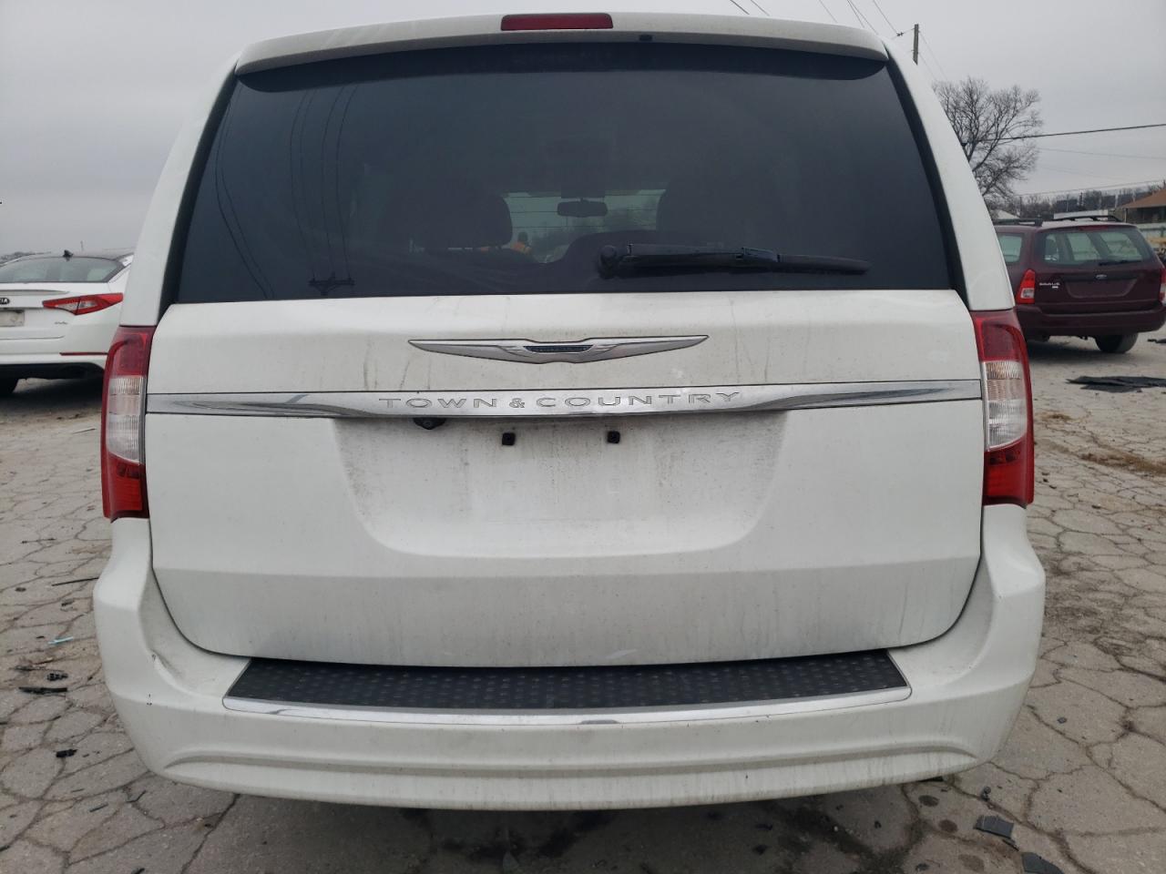 2013 Chrysler Town & Country VIN 2C4RC1BG7DR815550 Copart auction photo, front end damage thumbnail 6