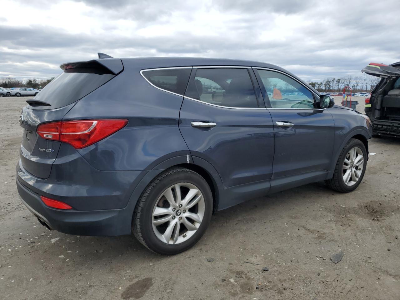 2013 Hyundai Santa Fe VIN 5XYZW3LA2DG019872 Copart auction photo, front end / side damage thumbnail 3