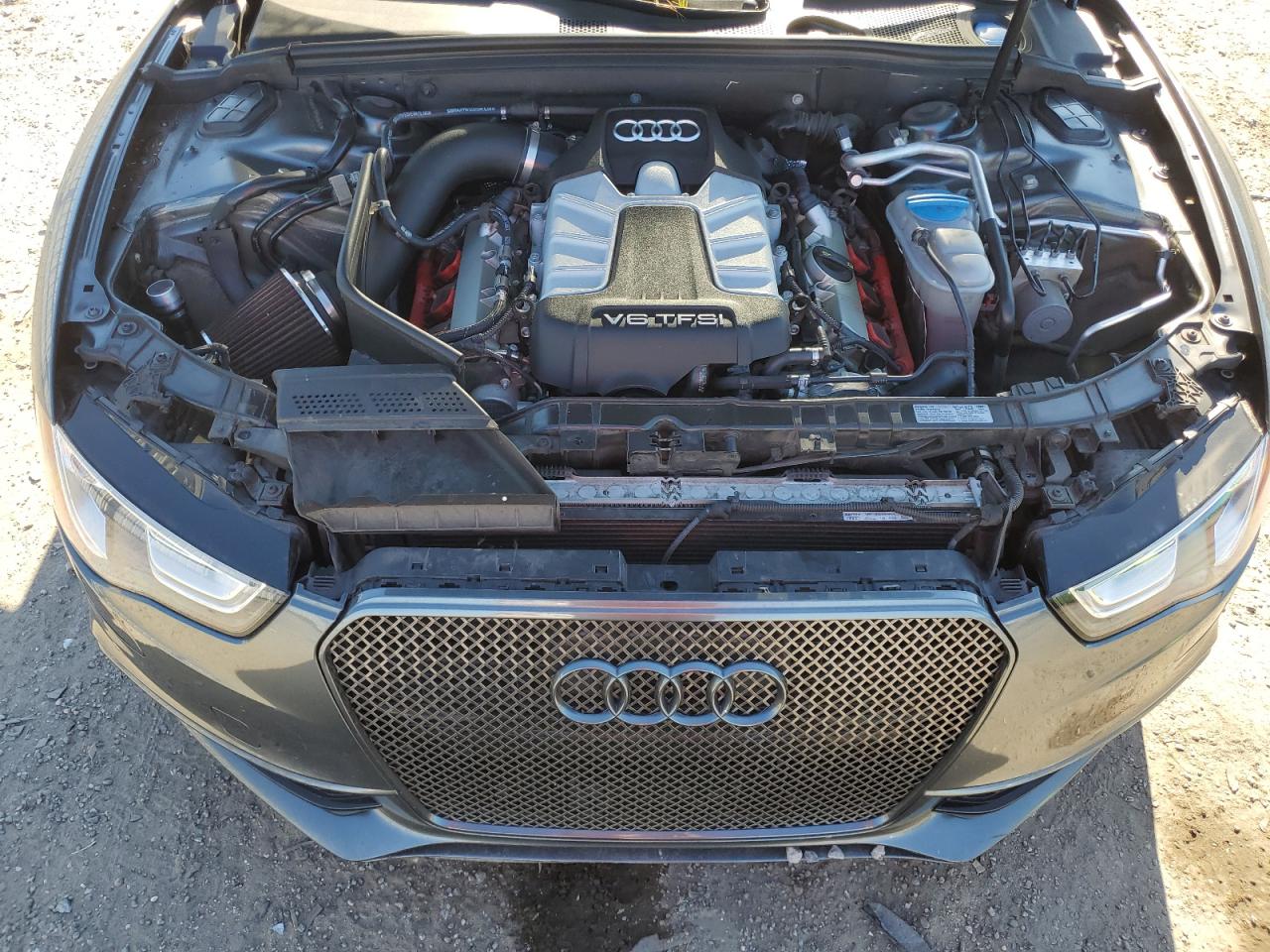 2015 Audi RS5 VIN WAUGGAFRXFA054749 Copart auction photo, side / minor dent/scratches damage thumbnail 11