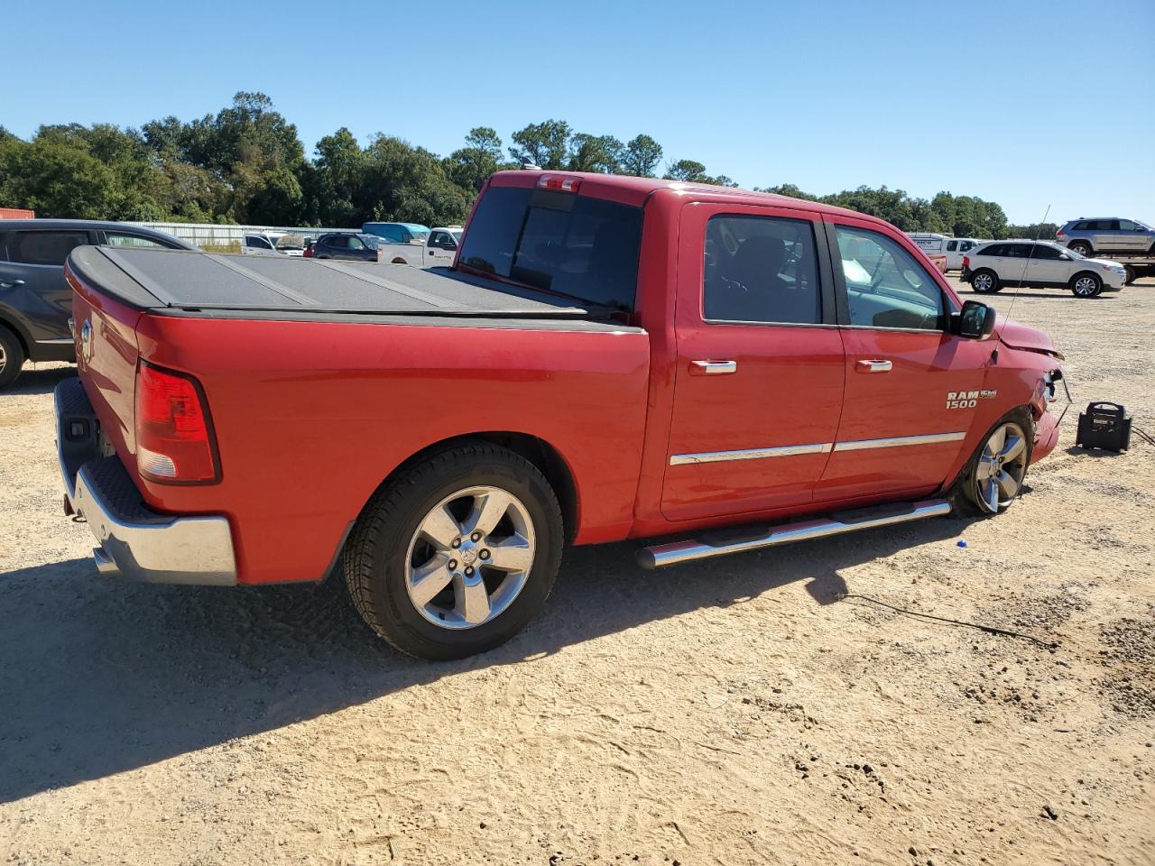 2015 RAM 1500 VIN 1C6RR6LT5FS729833 Copart auction photo, front end damage thumbnail 3
