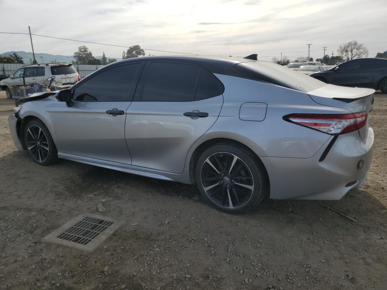 2019 Toyota Camry VIN 4T1B61HK1KU288654 Copart auction photo, front end / side damage thumbnail 2