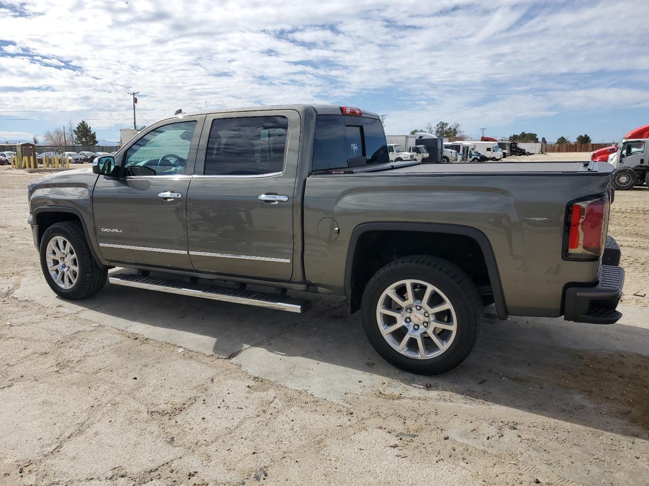 2018 GMC Sierra VIN 3GTP1PEC2JG569761 Copart auction photo, front end damage thumbnail 2