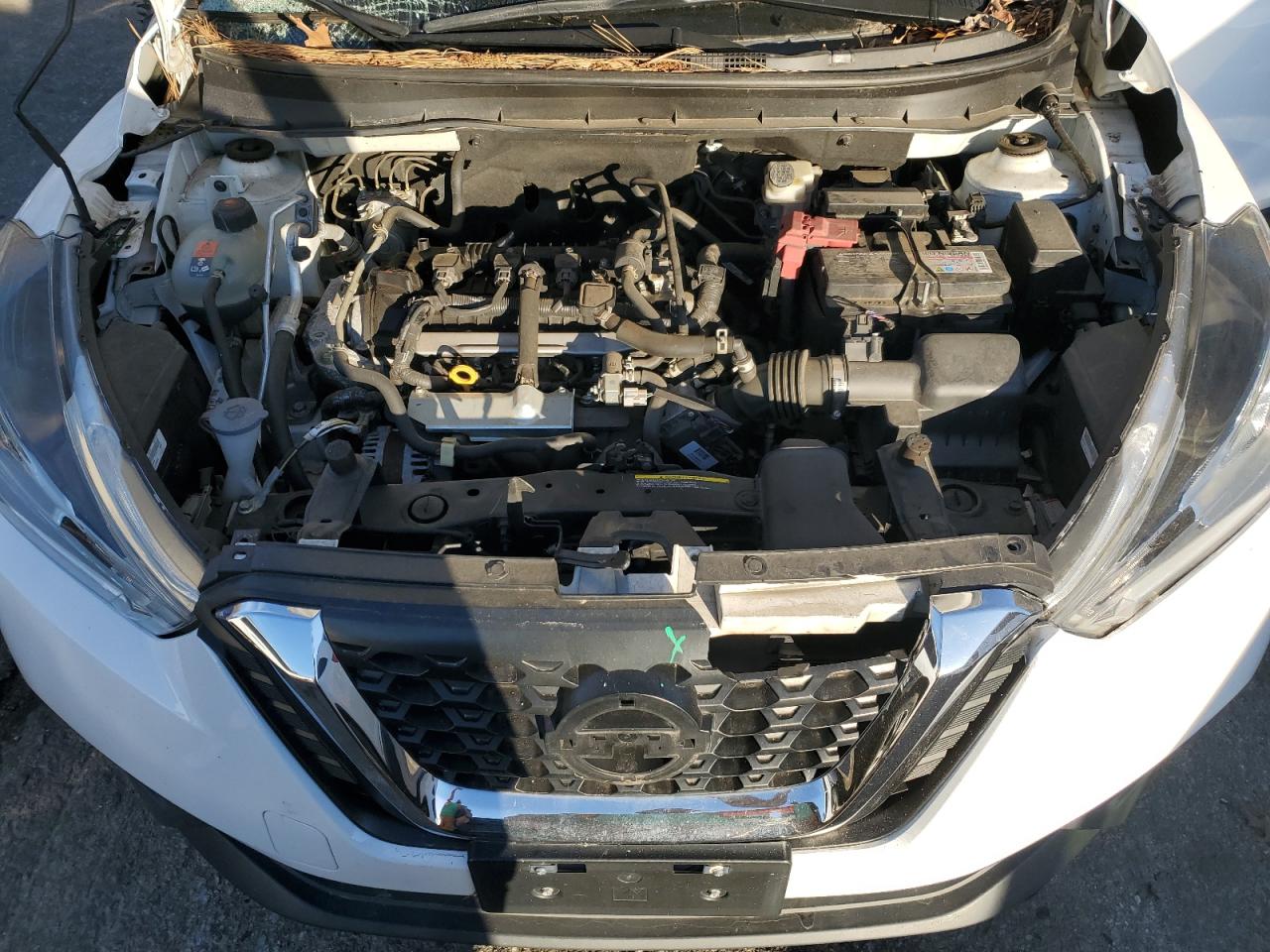 2020 Nissan Kicks VIN 3N1CP5BV5LL541733 Copart auction photo, water/flood / all over damage thumbnail 11