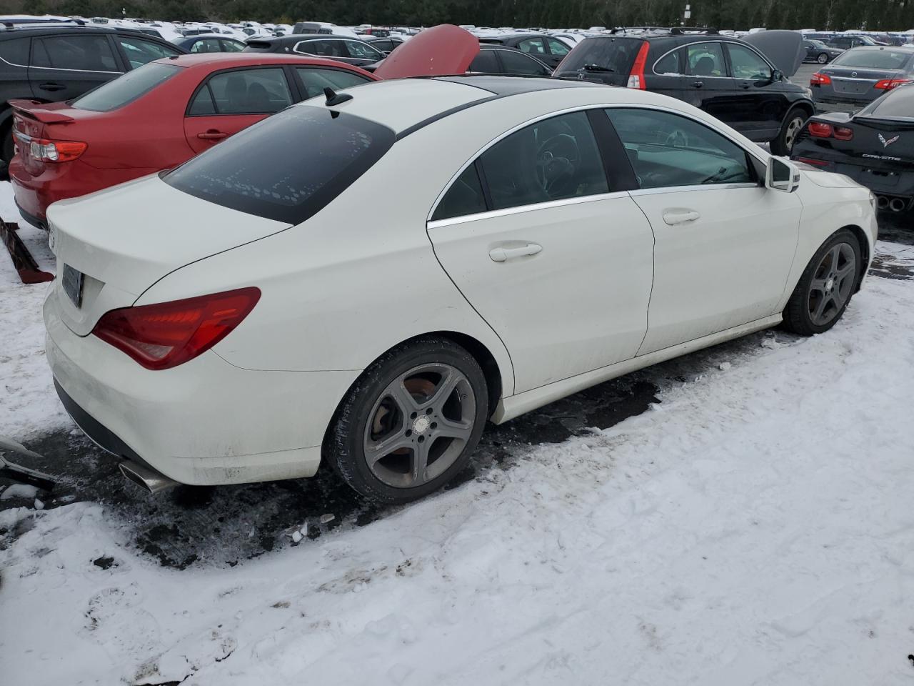 2014 Mercedes-Benz CLA-klasse VIN WDDSJ4EB3EN144326 Copart auction photo, mechanical damage thumbnail 3